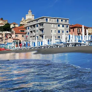 *** Hotel Croce Di Malta Italy