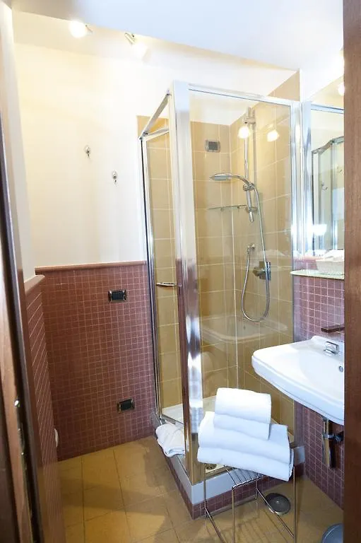 Aelius Bed & Breakfast Rome 2*,